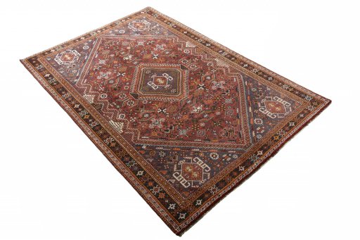 Close-up detail of 2000s Shiraz rug from Iran / Persia showing Wool weave