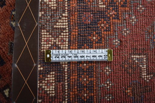 Close-up detail of 2000s Shiraz rug from Iran / Persia showing Wool weave