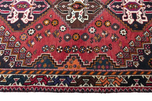 Close-up detail of 2000s Shiraz rug from Iran / Persia showing Wool weave