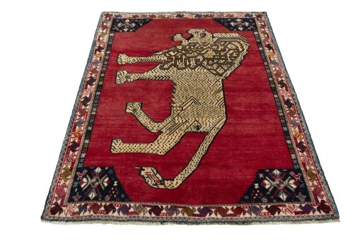Surface texture of 2000s Shiraz rug with natural Wool and intricate pattern