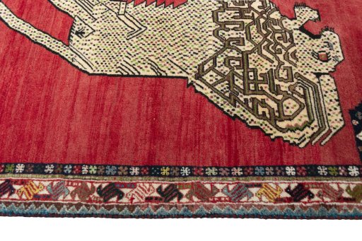 Close-up detail of 2000s Shiraz rug from Iran / Persia showing Wool weave