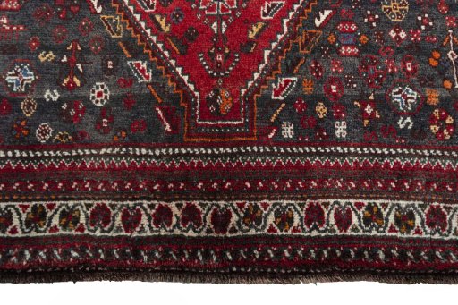 Close-up detail of 2000s Shiraz rug from Iran / Persia showing Wool weave