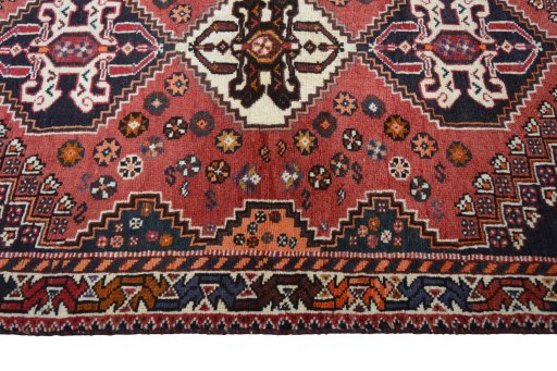 Close-up detail of 2000s Shiraz rug from Iran / Persia showing Wool weave