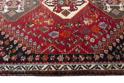 Close-up detail of 2000s Shiraz rug from Iran / Persia showing Wool weave