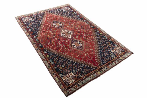 Close-up detail of 2000s Shiraz rug from Iran / Persia showing Wool weave