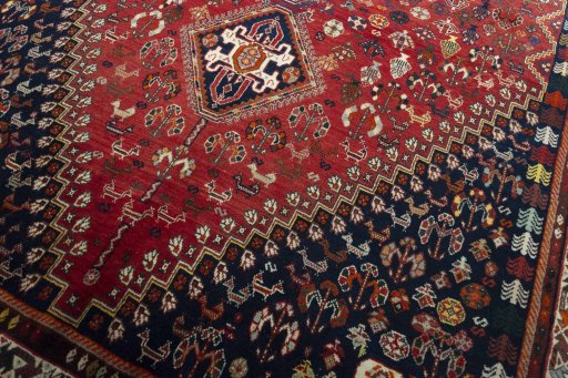 Close-up detail of 2000s Shiraz rug from Iran / Persia showing Wool weave