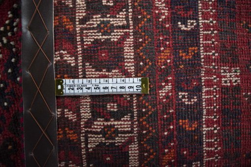 Close-up detail of 2000s Shiraz rug from Iran / Persia showing Wool weave