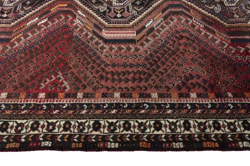 Close-up detail of 2000s Shiraz rug from Iran / Persia showing Wool weave