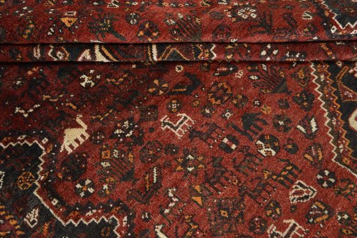 Close-up detail of 2000s Shiraz rug from Iran / Persia showing Wool weave