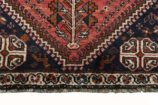 Close-up detail of 2000s Shiraz rug from Iran / Persia showing Wool weave