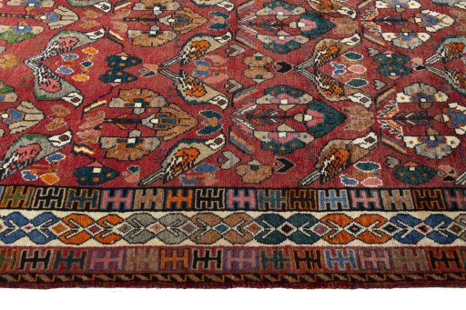 Close-up detail of 2000s Shiraz rug from Iran / Persia showing Wool weave
