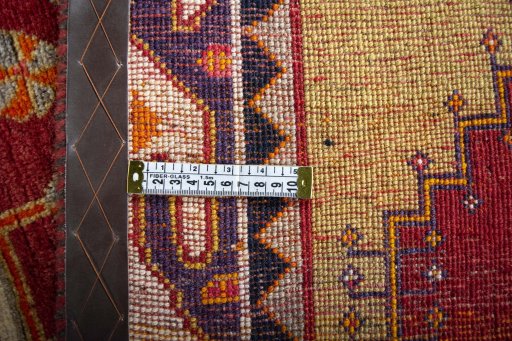 Close-up detail of 2000s Shiraz rug from Iran / Persia showing Wool weave
