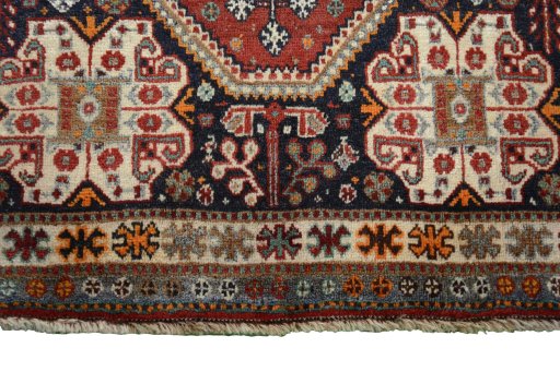 Close-up detail of 2000s Shiraz rug from Iran / Persia showing Cotton weave