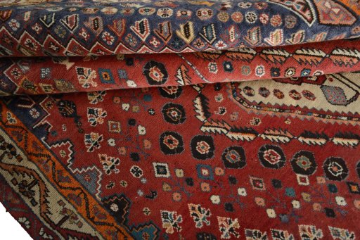 Corner detail of Unknown Shiraz rug showing border pattern and Wool pile