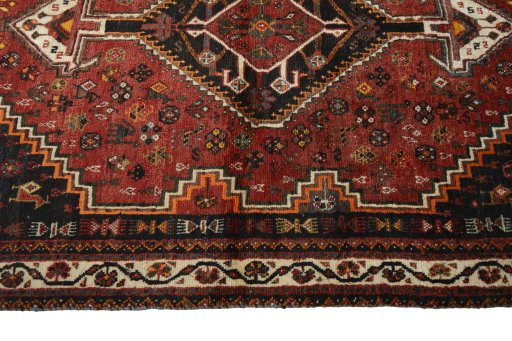 Close-up detail of 2000s Shiraz rug from Iran / Persia showing Wool weave