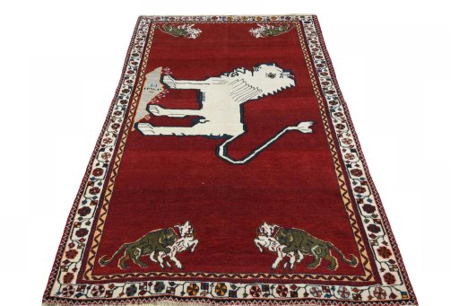 Surface texture of 2000s Shiraz rug with natural Wool and intricate pattern