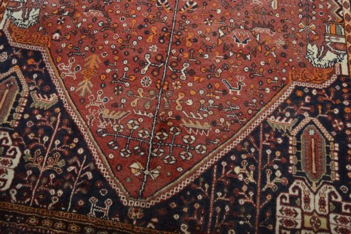 Close-up detail of 2000s Shiraz rug from Iran / Persia showing Wool weave