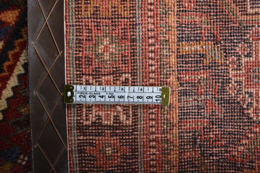Central medallion detail of 2000s Shiraz rug from Iran / Persia