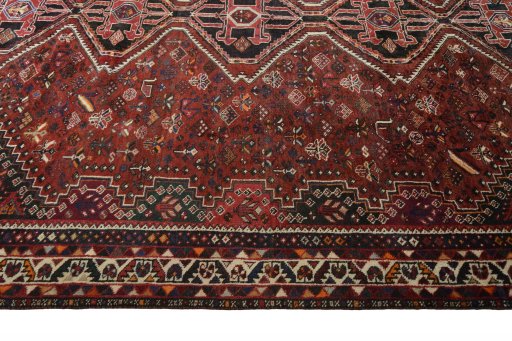 Close-up detail of 2000s Shiraz rug from Iran / Persia showing Wool weave