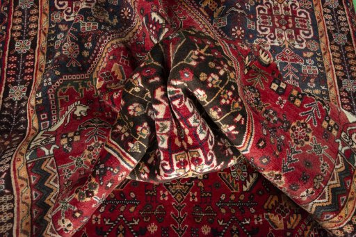Close-up detail of 2000s Shiraz rug from Iran / Persia showing Wool weave