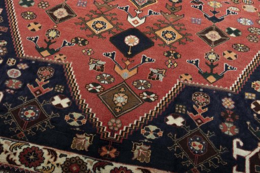 Close-up detail of 2000s Shiraz rug from Iran / Persia showing Wool weave