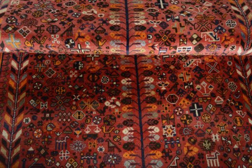 Close-up detail of 2000s Shiraz rug from Iran / Persia showing Wool weave