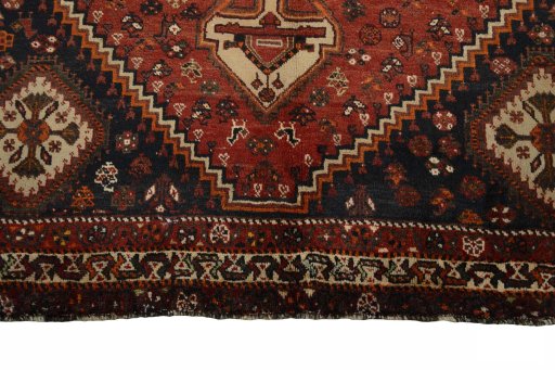 Close-up detail of 2000s Shiraz rug from Iran / Persia showing Wool weave