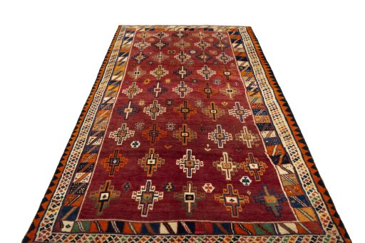 Surface texture of 2000s Shiraz rug with natural Wool and intricate pattern