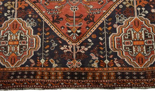 Close-up detail of 2000s Shiraz rug from Iran / Persia showing Wool weave