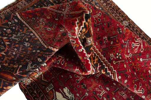Close-up detail of 2000s Shiraz rug from Iran / Persia showing Wool weave