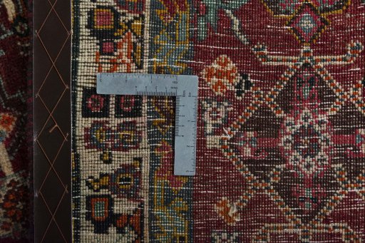 Close-up detail of 2000s Shiraz rug from Iran / Persia showing Wool weave