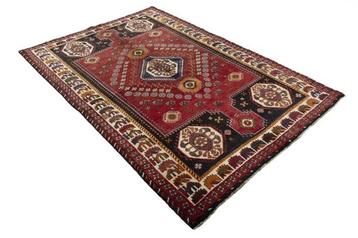 Close-up detail of 2000s Shiraz rug from Iran / Persia showing Wool weave