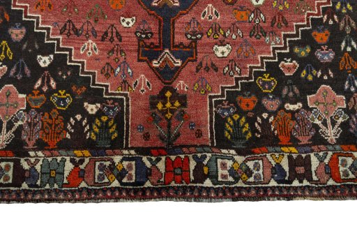 Central medallion detail of 1970s Shiraz rug from Iran / Persia
