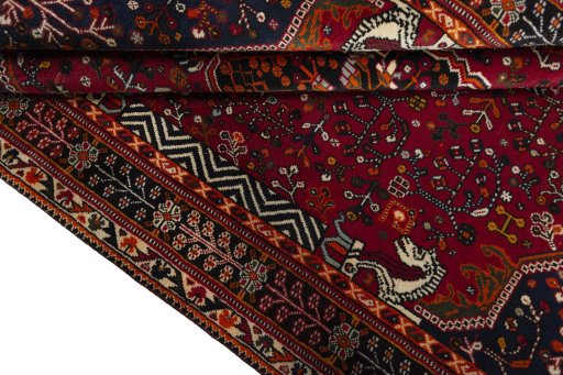 Close-up detail of 2000s Shiraz rug from Iran / Persia showing Wool weave