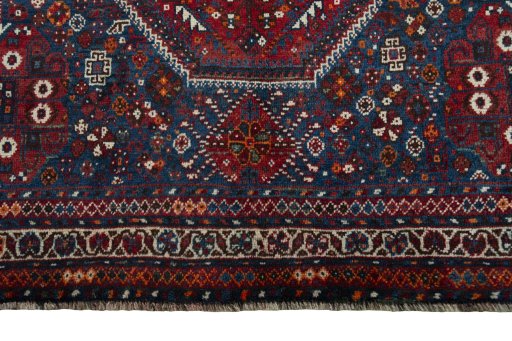 Full view of 1970s Shiraz rug from Iran / Persia, 282 × 180 cm in Red tones
