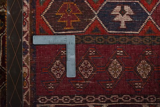 Close-up detail of 2000s Shiraz rug from Iran / Persia showing Wool weave