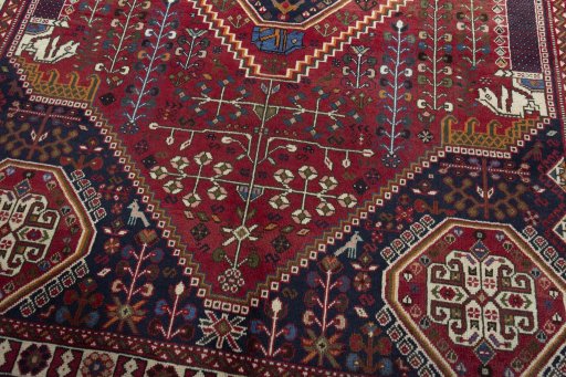 Close-up detail of 2000s Shiraz rug from Iran / Persia showing Wool weave
