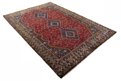 Close-up detail of 2000s Shiraz rug from Iran / Persia showing Wool weave