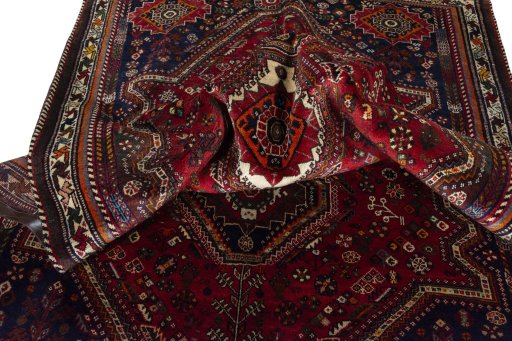 Close-up detail of 2000s Shiraz rug from Iran / Persia showing Wool weave