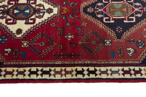 Close-up detail of 2000s Shiraz rug from Iran / Persia showing Wool weave