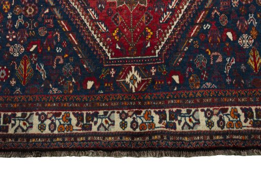Central medallion detail of 1970s Shiraz rug from Iran / Persia