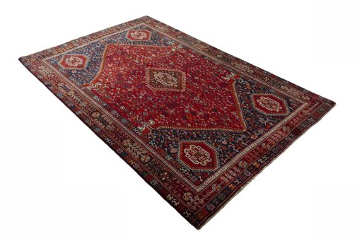 Close-up detail of 1970s Shiraz rug from Iran / Persia showing Wool weave