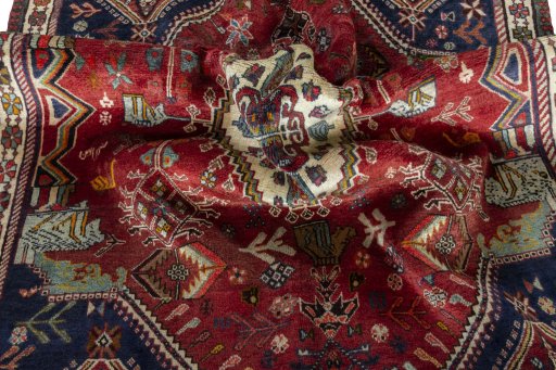 Close-up detail of 2000s Shiraz rug from Iran / Persia showing Wool weave