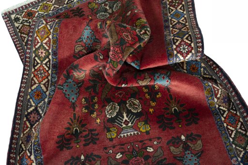 Close-up detail of 2000s Shiraz rug from Iran / Persia showing Wool weave