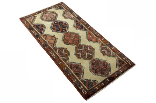 Close-up detail of 2000s Shiraz rug from Iran / Persia showing Wool weave