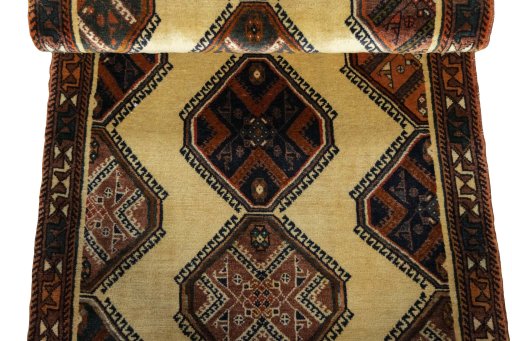 Full view of 2000s Shiraz rug from Iran / Persia, 150 × 72 cm in Beige tones