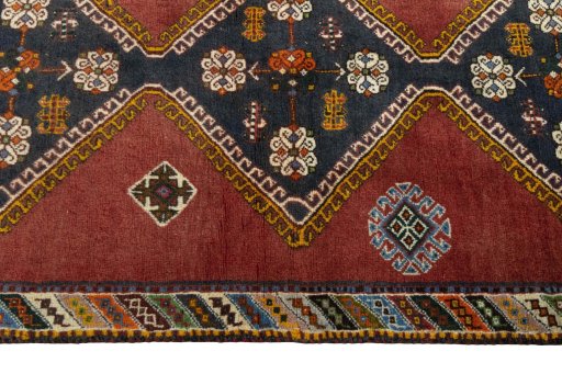 Close-up detail of 2000s Shiraz rug from Iran / Persia showing Wool weave