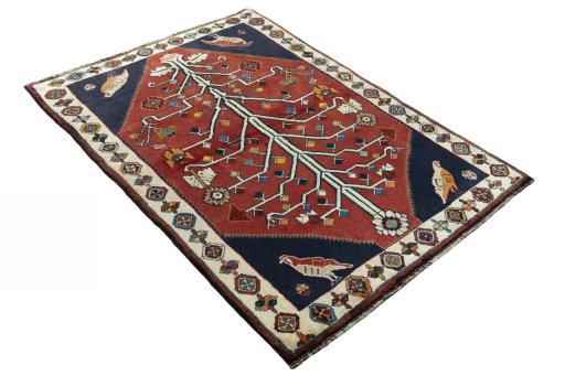 Close-up detail of 2000s Shiraz rug from Iran / Persia showing Wool weave