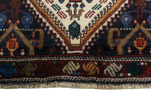 Close-up detail of 2000s Shiraz rug from Iran / Persia showing Wool weave