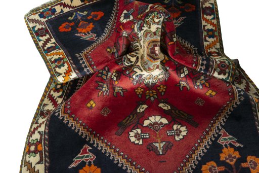 Close-up detail of 2000s Shiraz rug from Iran / Persia showing Wool weave